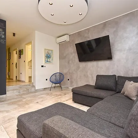 Valter 2284 Apartament *